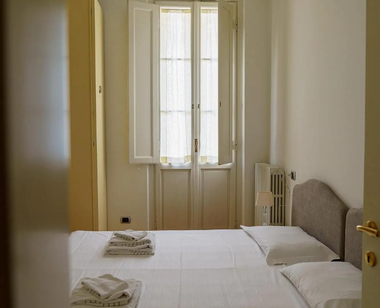 Spacious And Pleasant 2-Br Apt Florencie 0*,  Itálie